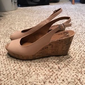 Nude Wedges